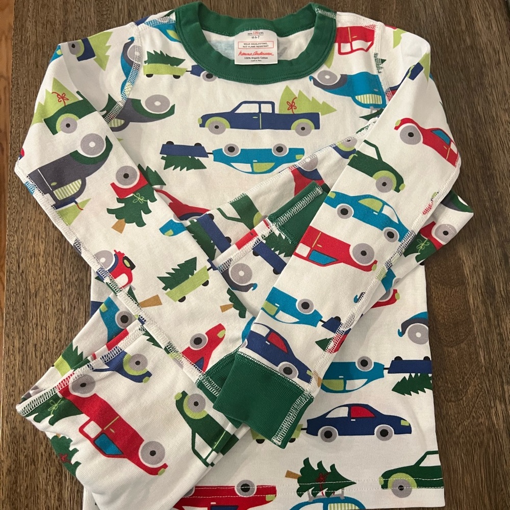 Hanna Andersson Snug Fitting 100% Organic Cotton PJs (Boys size 6-7)